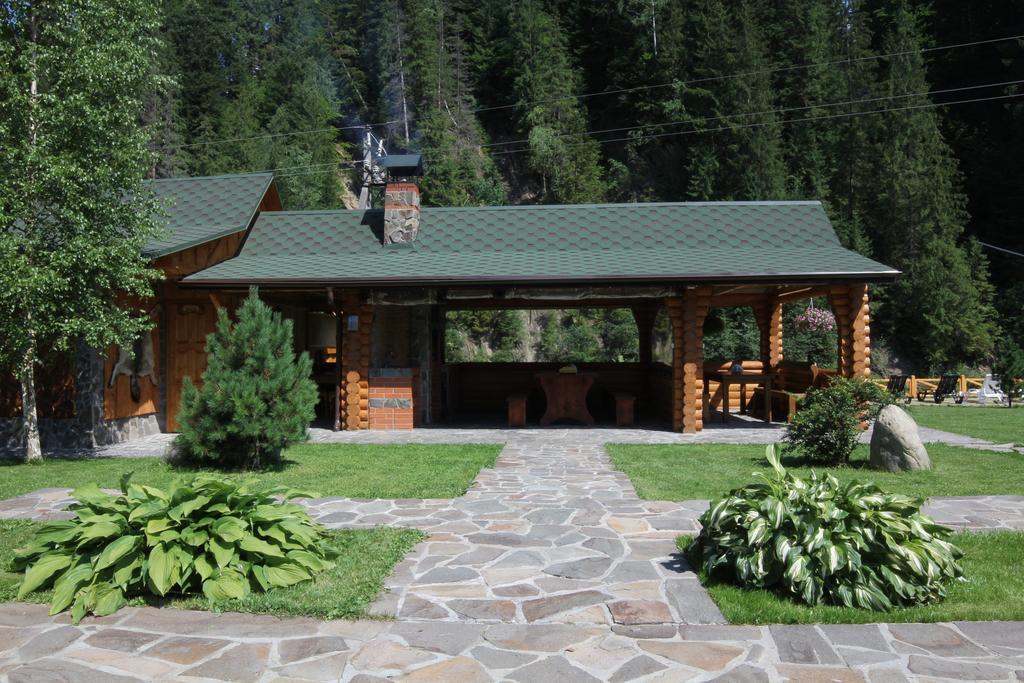 Forest House Tatariv Luaran gambar